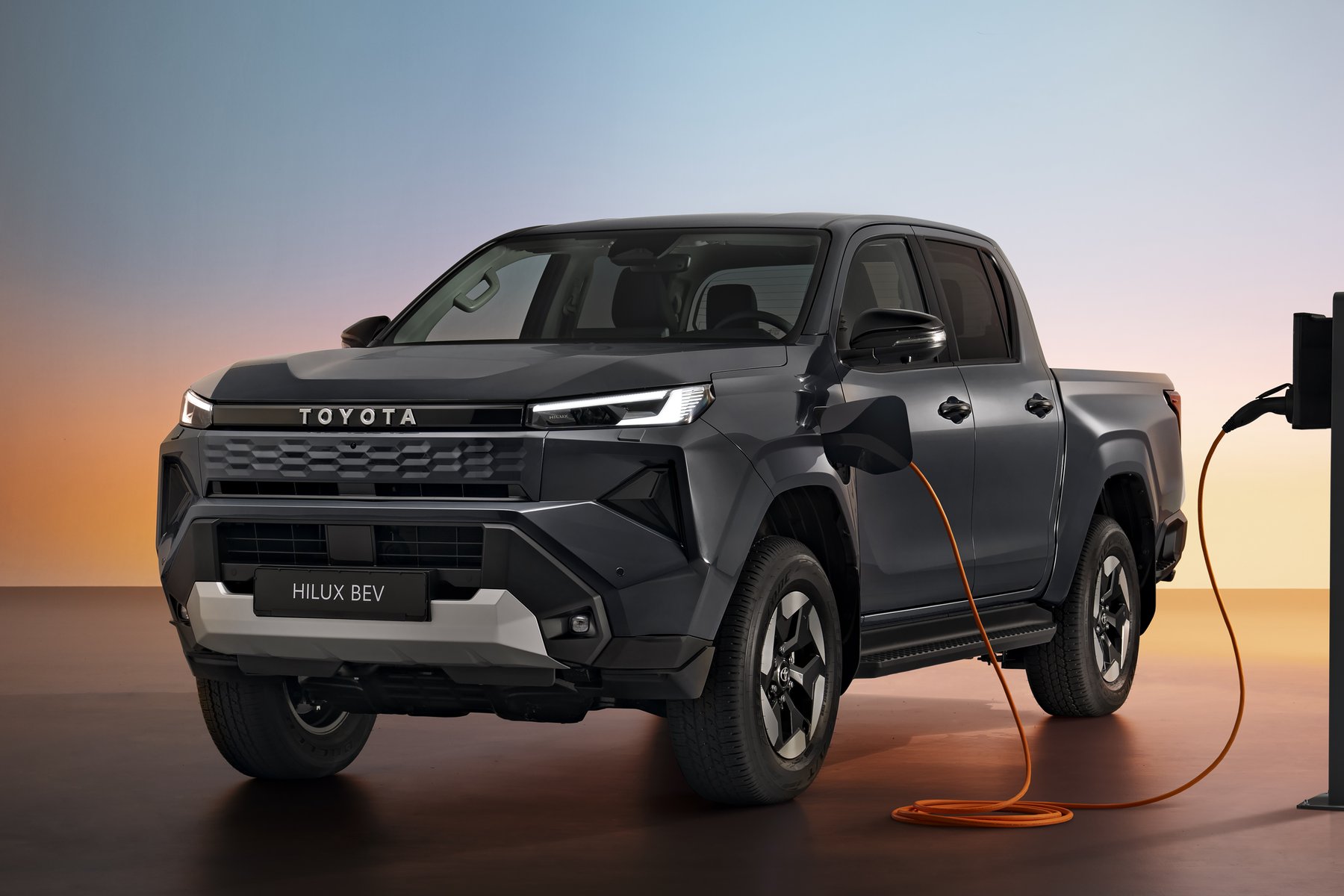 Электрический Toyota Hilux: цена в Великобритании от 52 845 фунтов